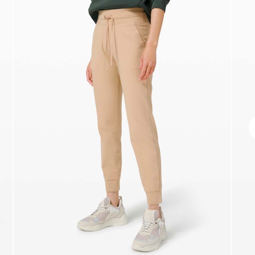 Lululemon | Ready to Rulu Jogger Pants‎ 29" in Trench Size 6 Loungewear Neutral - Picture 4 of 13
